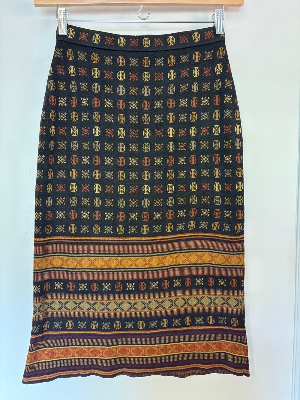 Peruvian Connection Skirt Midi Size Medium Patterned Knit Southwest Quiet Luxury